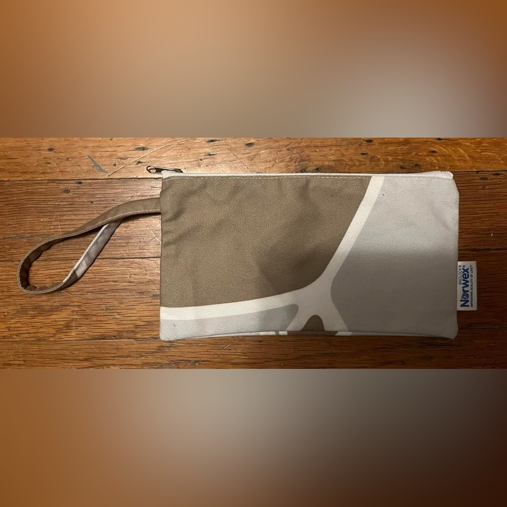 Norwex Limited Edition Wristlet